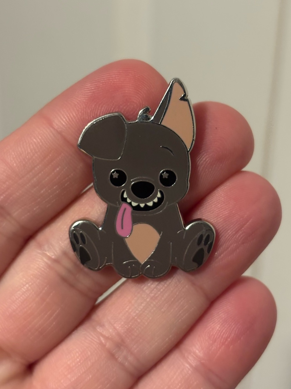 Disney - Dante Wishables Mystery Pin (Series 2)